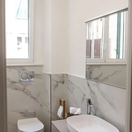 Casa Matteo53, Termini *