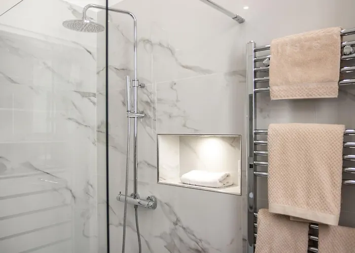 Casa Matteo53, Termini